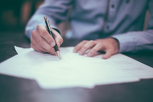 differences between a power of attorney and a will